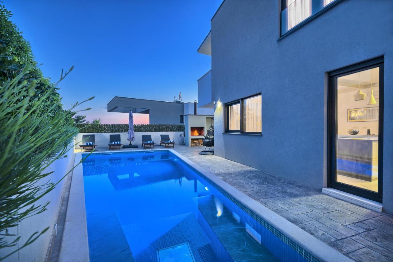 Villa Celestial Near Split Podstrana Luaran gambar