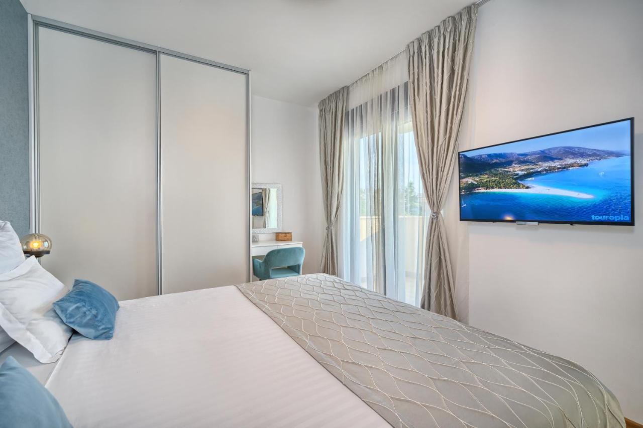 Villa Celestial Near Split Podstrana Luaran gambar